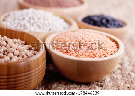 different type of pulses in bowls - food and drink