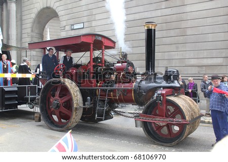 CITY OF LONDON, ENGLAND - NOVEMBER 12: Steam tractor at the Lord Mayor's Show in the City of London on November 12, 2010. The Lord Mayor's Show is an 800 year old annual parade in the CIty of London.