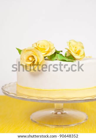cake with sugar paste flowers
