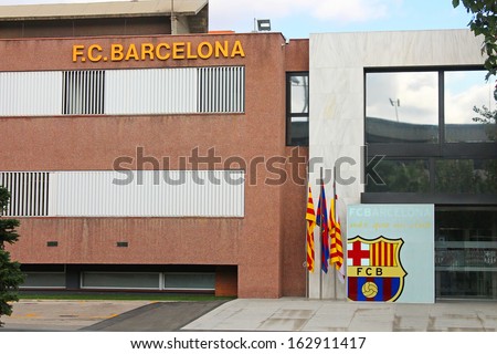 BARCELONA, SPAIN - OCTOBER 08: Barcelona football club on October,08 2013 in Barcelona, Spain