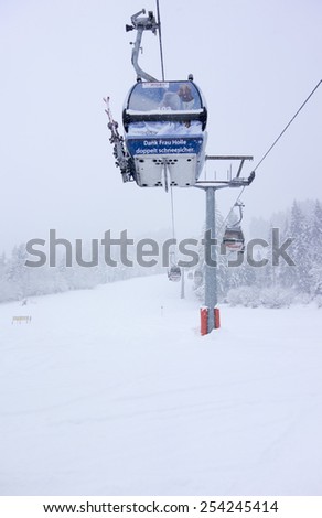 WESTENDORF, AUSTRIA - Januari 28, 2015: Alpenrose Cabin Ski lift to the top of Talkaser mountain on 28 of January, Westendorf, Austria