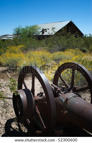 Abandoned machinery and building at Vulture Mine, Arizona