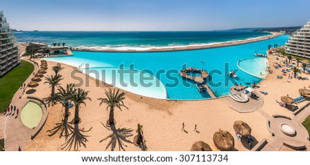 ALGARROBO, CHILE - JAN 15: San Alfonso del Mar, Guinness World Record of the biggest swimming pool of the world with 8 hectares and 1 km in length. Algarrobo, Chile, jan 15, 2012.