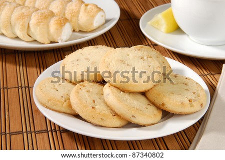 Shortbread cookies, cream horns and a cup of tea