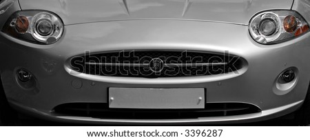 Jaguar XK -From the front