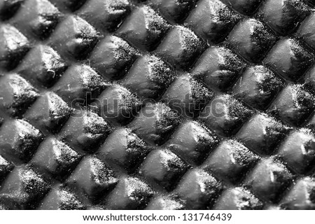 pattern on the black rubber mats