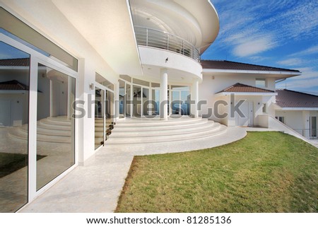  Modern House on Modern House Exterior  Large And Expensive House Architecture  Stock