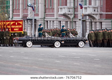NOVOSIBIRSK - MAY 5: Commander of the 41st Army parade, Vasiliy Tonkoshkurov, rehearses for a parade dedicated to Victory Day in World War II on May 5, 2011 in Novosibirsk, Russia.