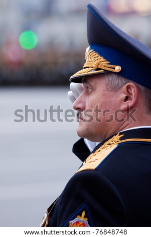 NOVOSIBIRSK - MAY 7: The Rehearsal of a parade dedicated to Victory Day in World War II, portrait of an officer taking part in the parade on May 7, 2011, Novosibirsk Russia