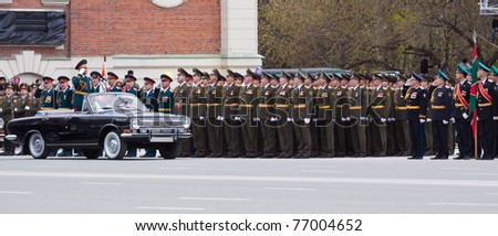 NOVOSIBIRSK - MAY 9: Commander of the 41st Army Vasiliy Tonkoshkurov  takes parade dedicated to Victory Day in Great Patriotic War on May 9, 2011, Novosibirsk Russia