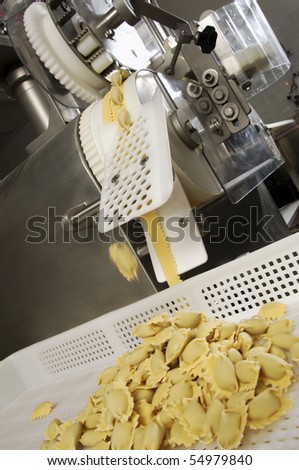 Automated food factory make fresh pasta