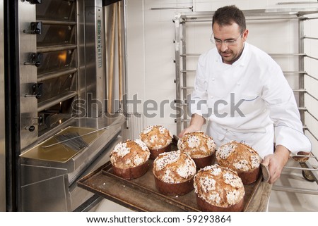 Pastry chef who prepares the cake Panettone