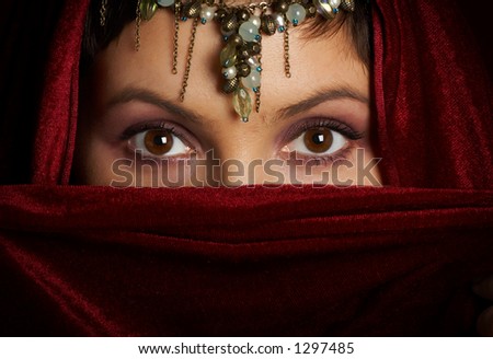 beautiful eyes pictures. woman with eautiful eyes.