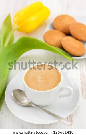 coffee with flower and cookies