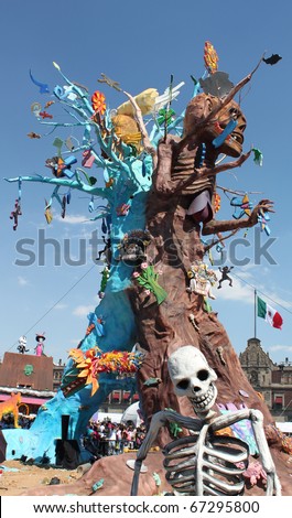 MEXICO CITY - NOV 2: \'The tree of death florida\' means thousands of souls came and went over the heart of Mexico to remember their dead. Offerings on the Zócalo. November 2, 2010. Mexico City