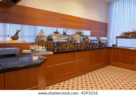 Food containers in restaurant dining room