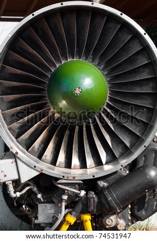 Jet turbine engine