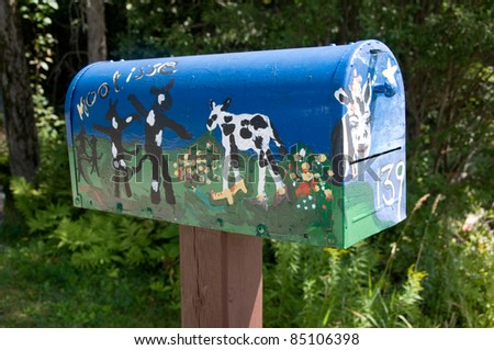 Artistic rural mail boxes