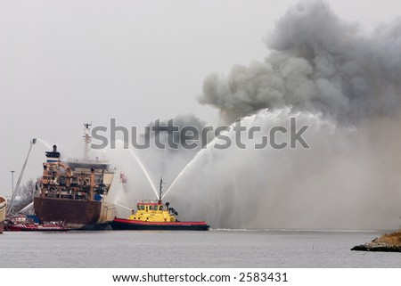Burning ship in Velsen-Noord (the Netherlands) - January 30th 2007
