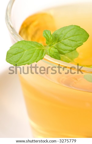 Close-up of mint tea and fresh mint