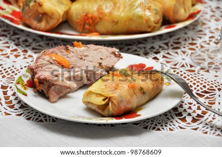 Home cookery: vegetable stuffed cabbage and the baked meat