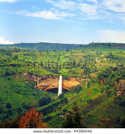 Waterfall Sipi Falls is a series of three waterfalls in Eastern Uganda in the district of Kapchorwa, northeast of Sironko and Mbale. The waterfalls lie on the edge of Mount Elgon National Park