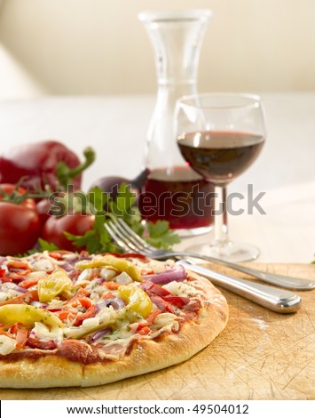 Pizza still with red wine
