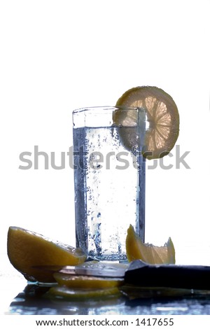 tonic water whit lemon