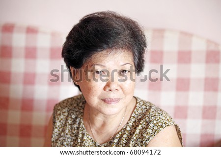 A portrait of a Chinese old lady.