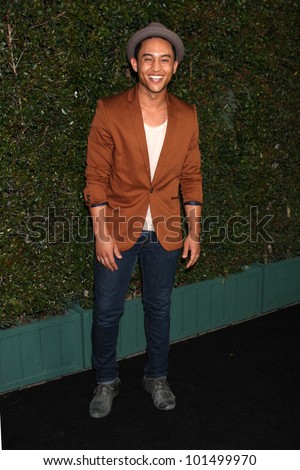 LOS ANGELES - MAY 1:  Tahj Mowry arrives at the ABC Family West Coast Upfronts at The Sayers Club on May 1, 2012 in Los Angeles, CA