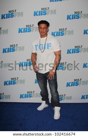 LOS ANGELES - MAY 12:  Pauly D. arrives at the \