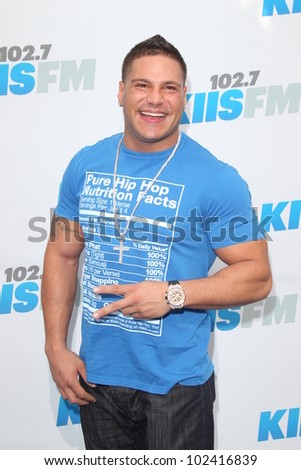 LOS ANGELES - MAY 12:  Ronnie Ortiz-Magro. arrives at the 