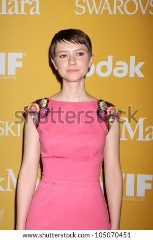 LOS ANGELES - JUN 12:  Valorie Curry arrives at the City of Hope's Music And Entertainment Industry Group Honors Bob Pittman Event at Beverly Hilton Hotel on June 12, 2012 in Beverly Hills, CA