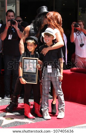 LOS ANGELES - JUL 9:  Slash, wife Perla and two sons at the Hollywood Walk of Fame Ceremony for Slash at Hard Rock Cafe at Hollywood & Highland on July 9, 2012 in Los Angeles, CA