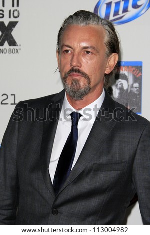 LOS ANGELES - SEP 8:  Tommy Flanagan arrives at the \