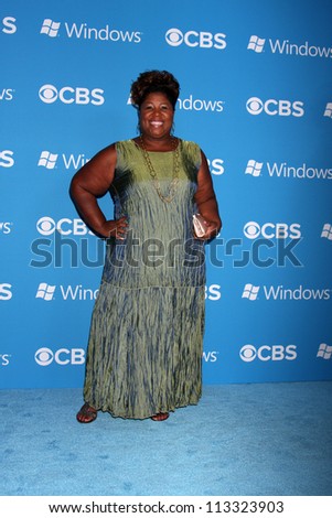 LOS ANGELES - SEP 15:  Cleo King arrives at the CBS 2012 Fall Premiere Party  at Greystone Manor on September 15, 2012 in Los Angeles, CA