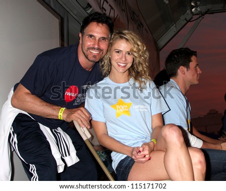 LOS ANGELES - OCT 6:  Don Diamont, Linsey Godfrey attend the Light The Night Walk at Sunset Gower Studios on October 6, 2012 in Los Angeles, CA