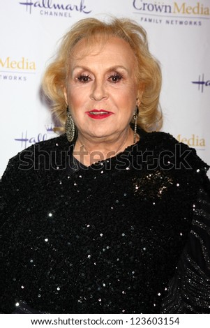  - stock-photo-los-angeles-jan-doris-roberts-arrives-at-the-hallmark-channel-winter-tca-party-at-123603154