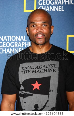 LOS ANGELES - JAN 3:  Darryl McDaniels, aka DMC arrives at the National Geographic Channels' 