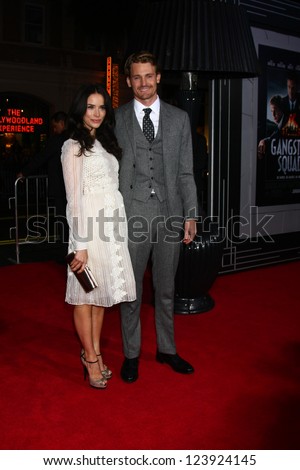 LOS ANGELES - JAN 7:  Abigail Spencer, Josh Pence arrives at the \'Gangster Squad\' Premiere at Graumans Chinese Theater on January 7, 2013 in Los Angeles, CA