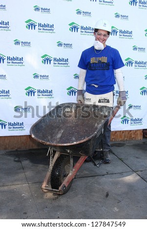 LOS ANGELES - FEB 9:  Jimmy Dreshler at the 4th General Hospital Habitat for Humanity Fan Build Day at the 191 E. Marker Street on February 9, 2013 in Long Beach, CA