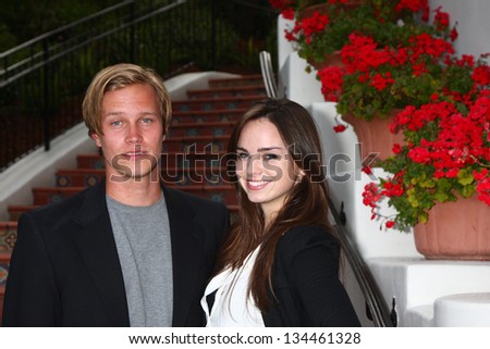 LOS ANGELES - APR 4:  Scott Hagood, Mary O\'Connor at the gala fundraiser for the romantic comedy, \