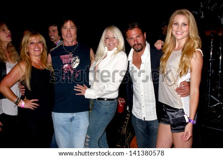 LOS ANGELES - JUN 3:  Ronn Moss and cast and crew of movie recently worked on at the Player Concert at the Canyon Club on June 3, 2013 in Agoura, CA