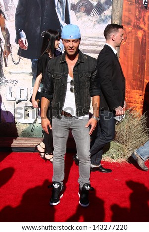 LOS ANGELES - JUN 22:  Joey Lawrence  at the World Premiere of \