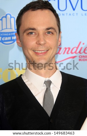 LOS ANGELES - AUG 11:  Jim Parsons in the 2013 Teen Choice Awards Press Room at the Gibson Ampitheater Universal on August 11, 2013 in Los Angeles, CA