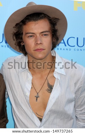 Los Angeles - Aug 11: Harry Styles At The 2013 Teen Choice Awards At The Gibson Ampitheater Universal On August 11, 2013 In Los Angeles, Ca