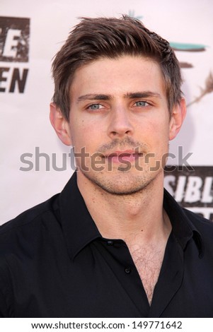 LOS ANGELES - AUG 10:  Chris Lowell at the Invisible Children Fourth Estate\'s Founders Party at the UCLA on August 10, 2013 in Westwood, CA
