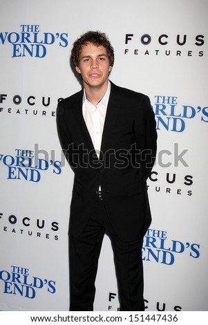 LOS ANGELES - AUG 21:  Johnny Simmons at \