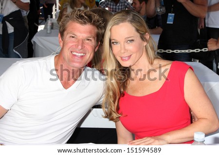 LOS ANGELES - AUG 23:  Winsor Harmon, Jennifer Gareis at the Bold and Beautiful Fan Meet and Greet at the Farmers Market on August 23, 2013 in Los Angeles, CA