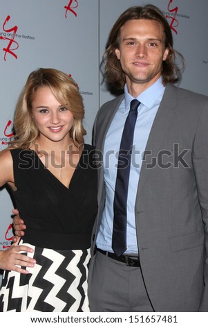 LOS ANGELES - AUG 24:  Hunter King, Hartley Sawyer at the Young & Restless Fan Club Dinner at the Universal Sheraton Hotel on August 24, 2013 in Los Angeles, CA